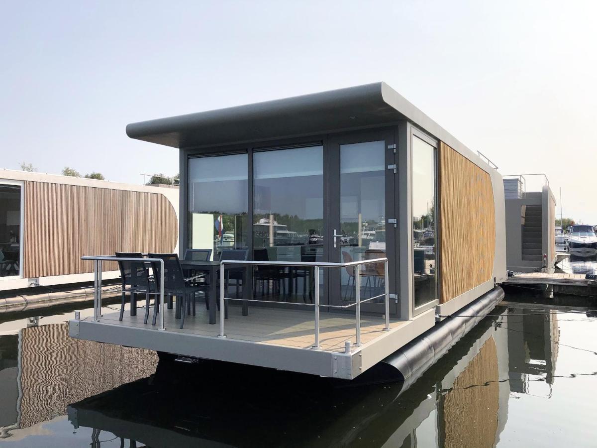 Floating vacationhome Tenerife Maastricht Buitenkant foto